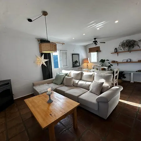 Casa Violeta * Casares